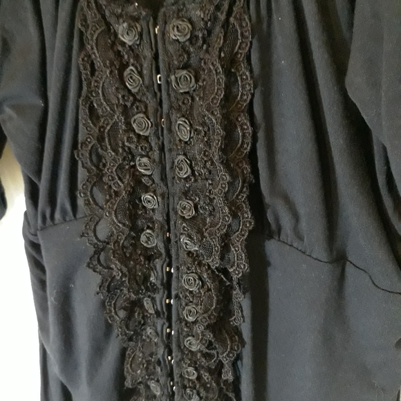 Paige Victorian blouse - Picture 4 of 6